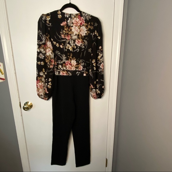 Surplice Neck Tie Waist Floral Jumpsuit - Picture 11 of 11